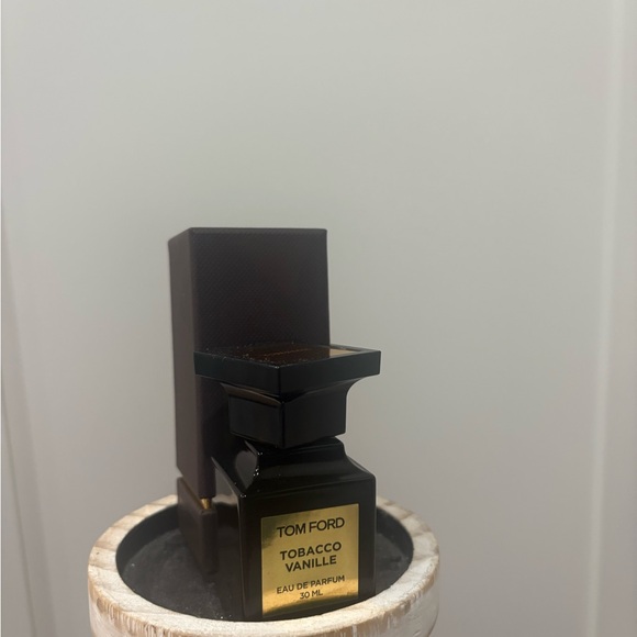 Tom Ford - Picture 3 of 3